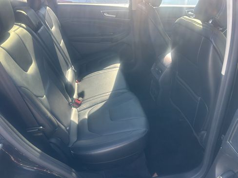 Used 2015 Ford Edge Titanium w/ Equipment Group 301A AWD/4WD image 21