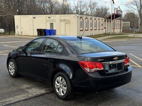 Used 2016 Chevrolet Cruze LS image 7