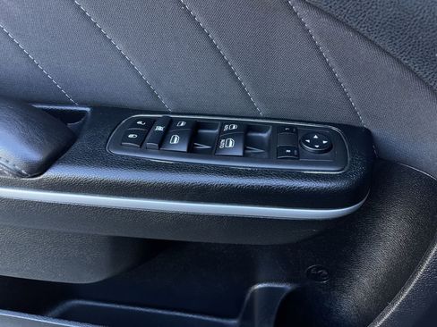 Used 2022 Dodge Charger SXT image 22