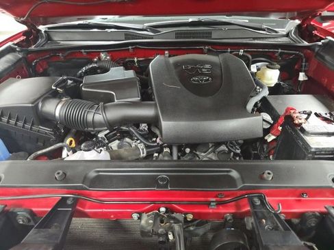 Certified 2023 Toyota Tacoma SR image 24