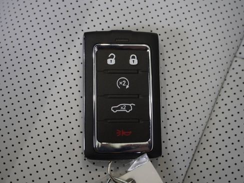 Used 2025 Jeep Wagoneer S Limited image 30