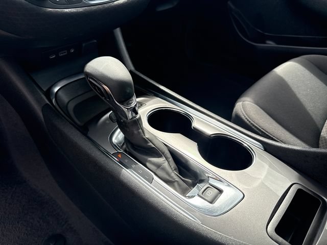 Used 2025 Chevrolet Malibu LT FWD image 23