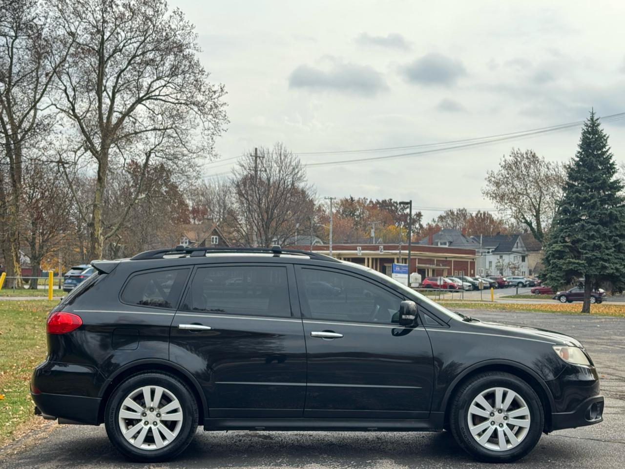 Used 2008 Subaru Tribeca Limited AWD/4WD image 9