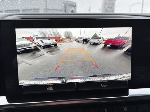 Used 2025 GMC Sierra 1500 SLT image 31