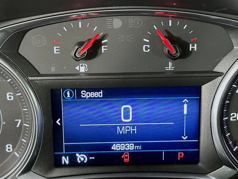 Used 2021 GMC Terrain SLE image 18