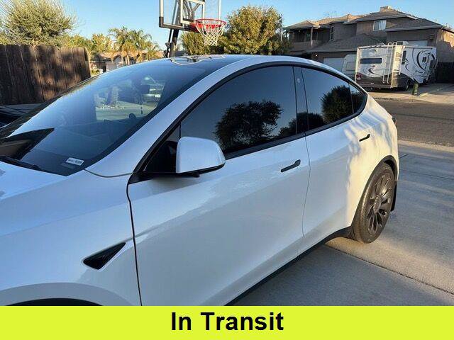 Used 2022 Tesla Model Y Performance AWD/4WD image 1
