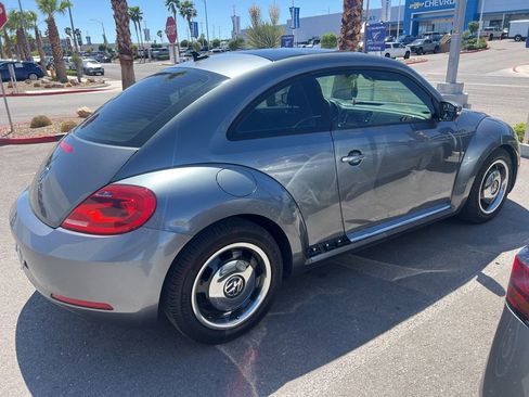 Used 2013 Volkswagen Beetle 2.5 image 5