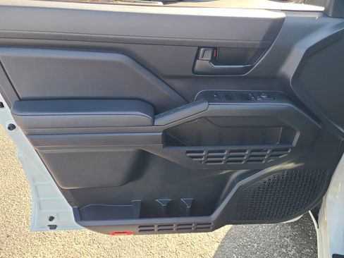 Certified 2024 Toyota Tacoma SR image 17