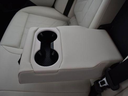 New 2026 BMW 530i w/ Premium Package image 17