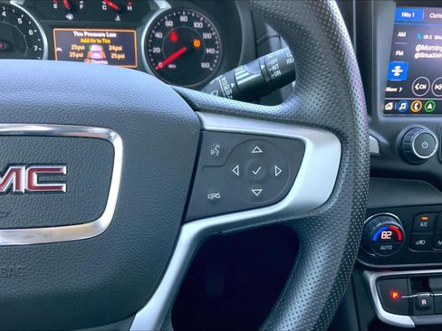 Used 2022 GMC Terrain SLE w/ Driver Convenience Package image 83