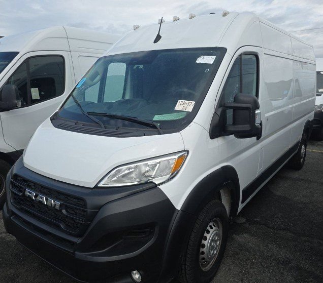 Used 2025 RAM ProMaster 2500 w/ Convenience Group FWD image 1