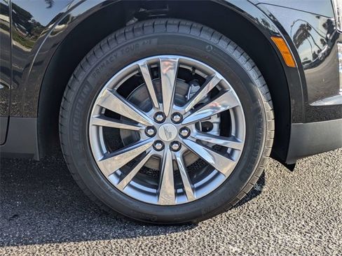 New 2025 Cadillac XT5 Premium Luxury image 11