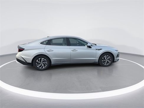 New 2026 Hyundai Sonata Blue image 9