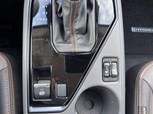 Used 2026 Subaru Crosstrek 2.5i Limited w/ Crosstrek Mirror Package image 5