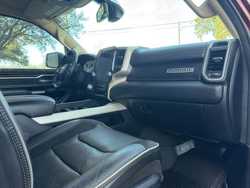 Used 2019 RAM 1500 Laramie image 29