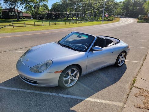 Used 2000 Porsche 911 Cabriolet image 22