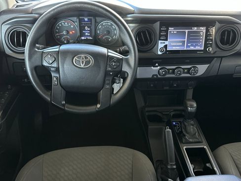 Used 2022 Toyota Tacoma SR image 13