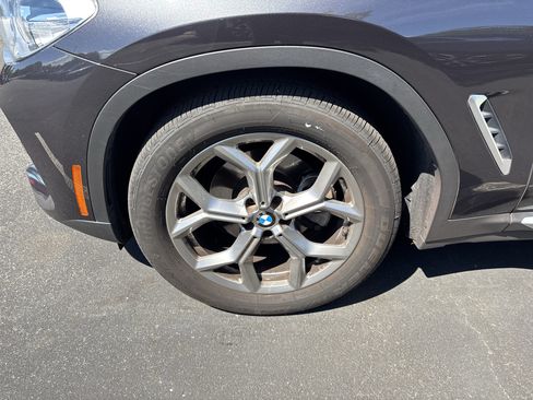 Used 2021 BMW X4 xDrive30i w/ Premium Package AWD/4WD image 34
