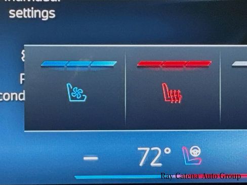 Used 2025 BMW 530i xDrive w/ M Sport Package image 21