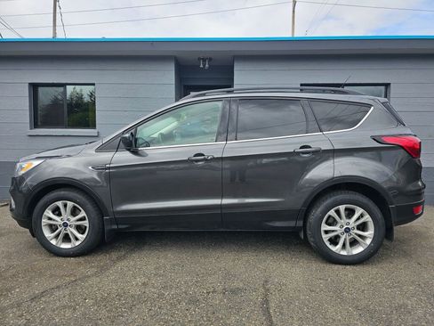 Used 2019 Ford Escape SEL AWD/4WD image 2