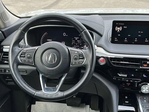 Used 2023 Acura MDX SH-AWD image 17