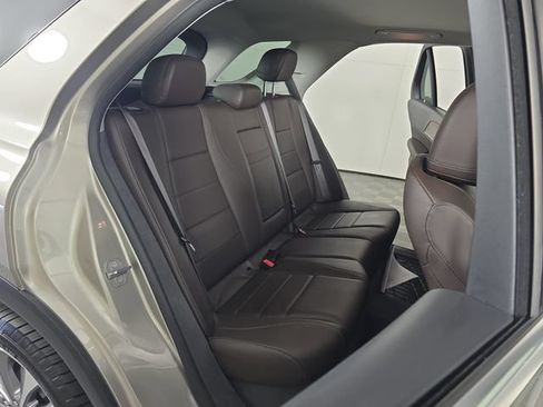 Used 2020 Mercedes-Benz GLE 350 4MATIC image 25
