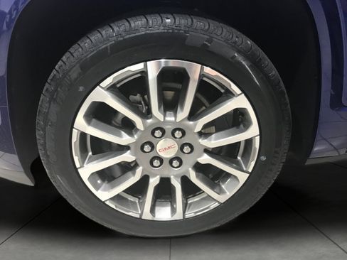 Used 2023 GMC Acadia Denali w/ Denali Ultimate Package AWD/4WD image 36