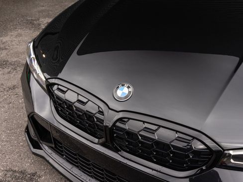 Used 2024 BMW M340i w/ Premium Package image 8