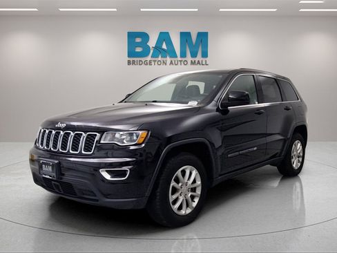 Used 2022 Jeep Grand Cherokee Laredo X image 3