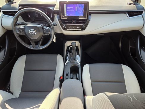 Used 2026 Toyota Corolla LE FWD image 13