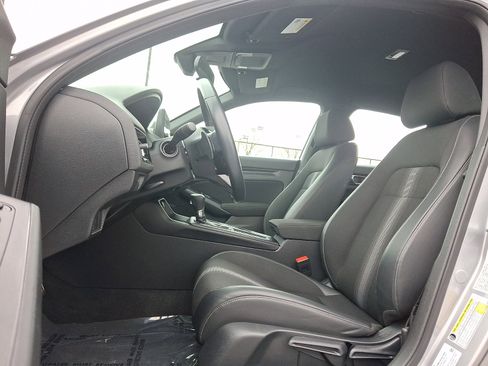 Used 2023 Honda Civic Sport image 13