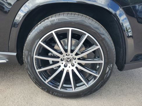 New 2026 Mercedes-Benz GLS 580 4MATIC image 7