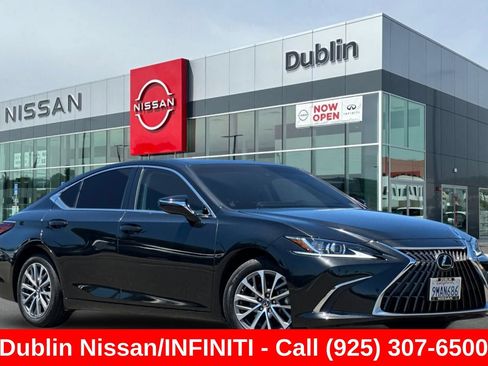 Used 2024 Lexus ES 350 w/ Accessory Package (Z2) FWD image 2