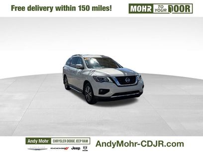 Used 2020 Nissan Pathfinder SV