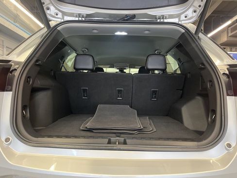 Used 2021 Chevrolet Equinox Premier w/ LPO, Floor Liner Package image 33