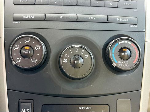 Used 2013 Toyota Corolla L image 14