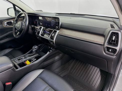 Used 2022 Kia Sorento X-Line EX AWD/4WD image 32