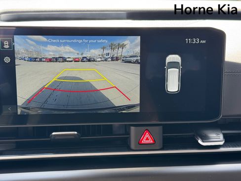 New 2026 Kia Carnival LX image 15