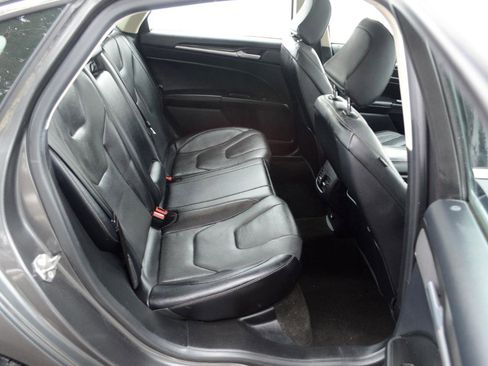 Used 2020 Ford Fusion Titanium image 16