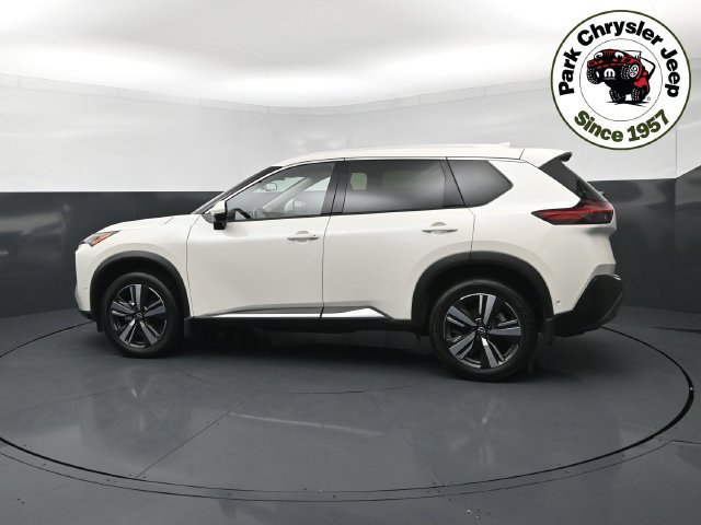Used 2023 Nissan Rogue SL w/ SL Premium Package AWD/4WD image 3