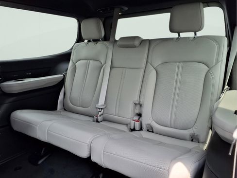 New 2026 Jeep Grand Wagoneer Limited AWD/4WD image 10