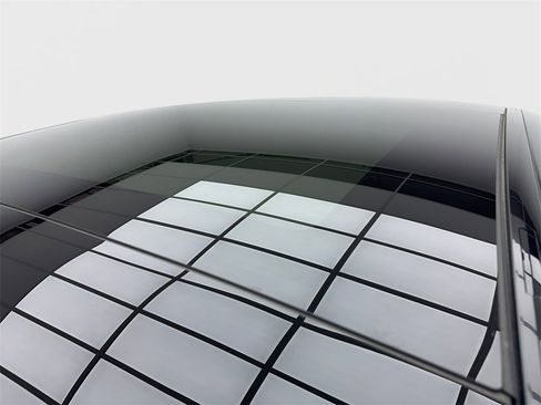 Used 2025 Mercedes-Benz E 350 Sedan w/ Winter Package image 13