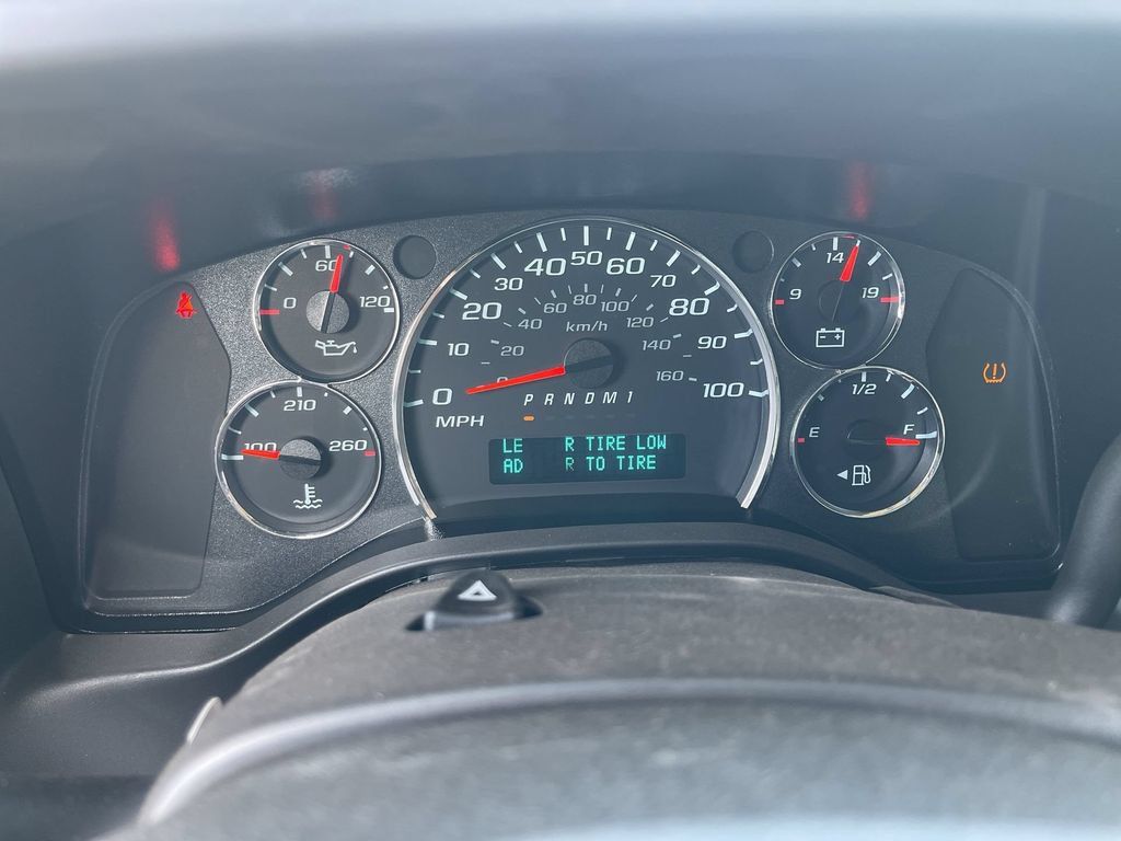 New 2025 GMC Savana 2500 Extended w/ Driver Convenience Package RWD image 11
