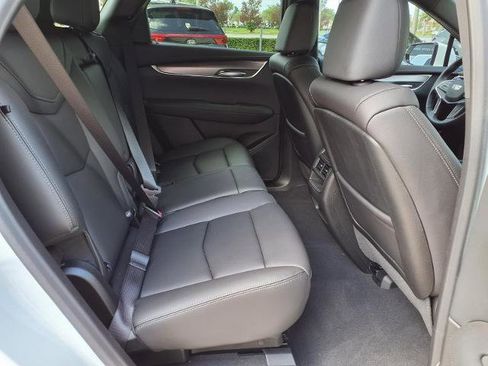New 2026 Cadillac XT5 Luxury w/ LPO, Red Accent Package image 10