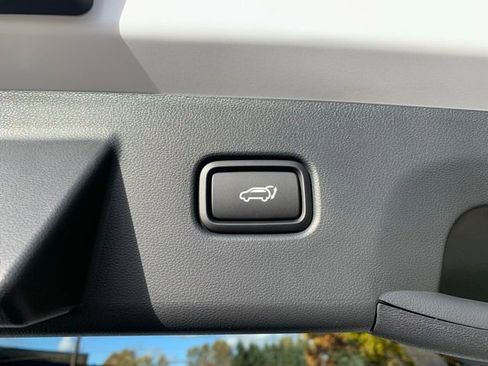 New 2026 Hyundai Tucson Limited image 6