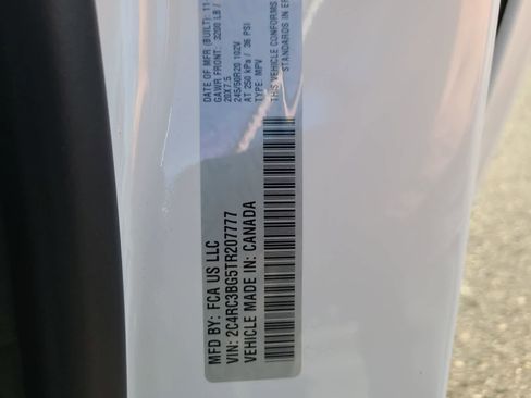 New 2026 Chrysler Pacifica Select image 29