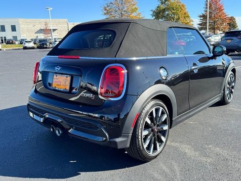 Used 2022 MINI Cooper S image 3