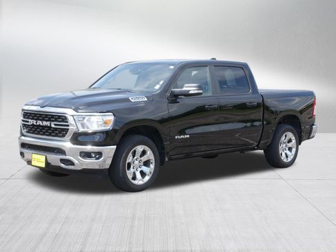 Used 2022 RAM 1500 Big Horn AWD/4WD image 3