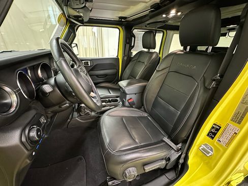 Used 2023 Jeep Wrangler Sahara w/ Cold Weather Group image 24