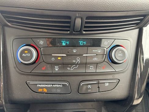 Used 2019 Ford Escape SEL AWD/4WD image 16